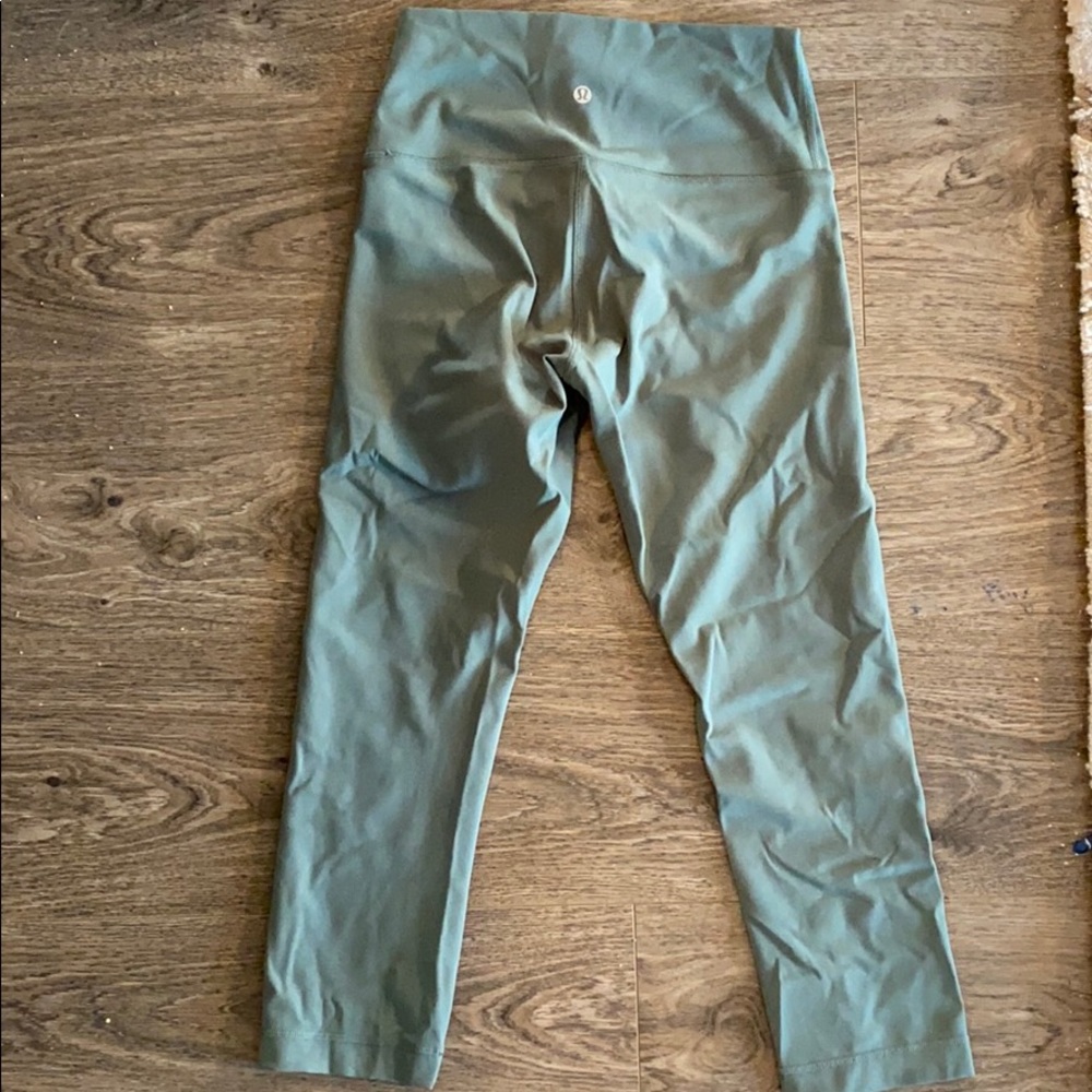 Lululemon tights - Picture 2 of 3